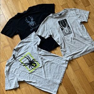 3 Spyder Kids' Tees bundle - 1 Black 2 Gray Used 14/16 snowboarding ski shirt